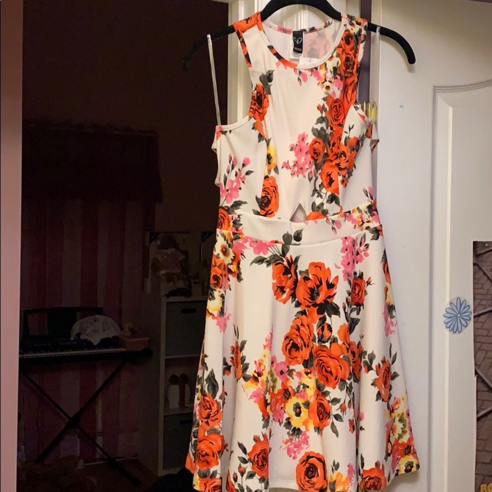 Brand new flower dress